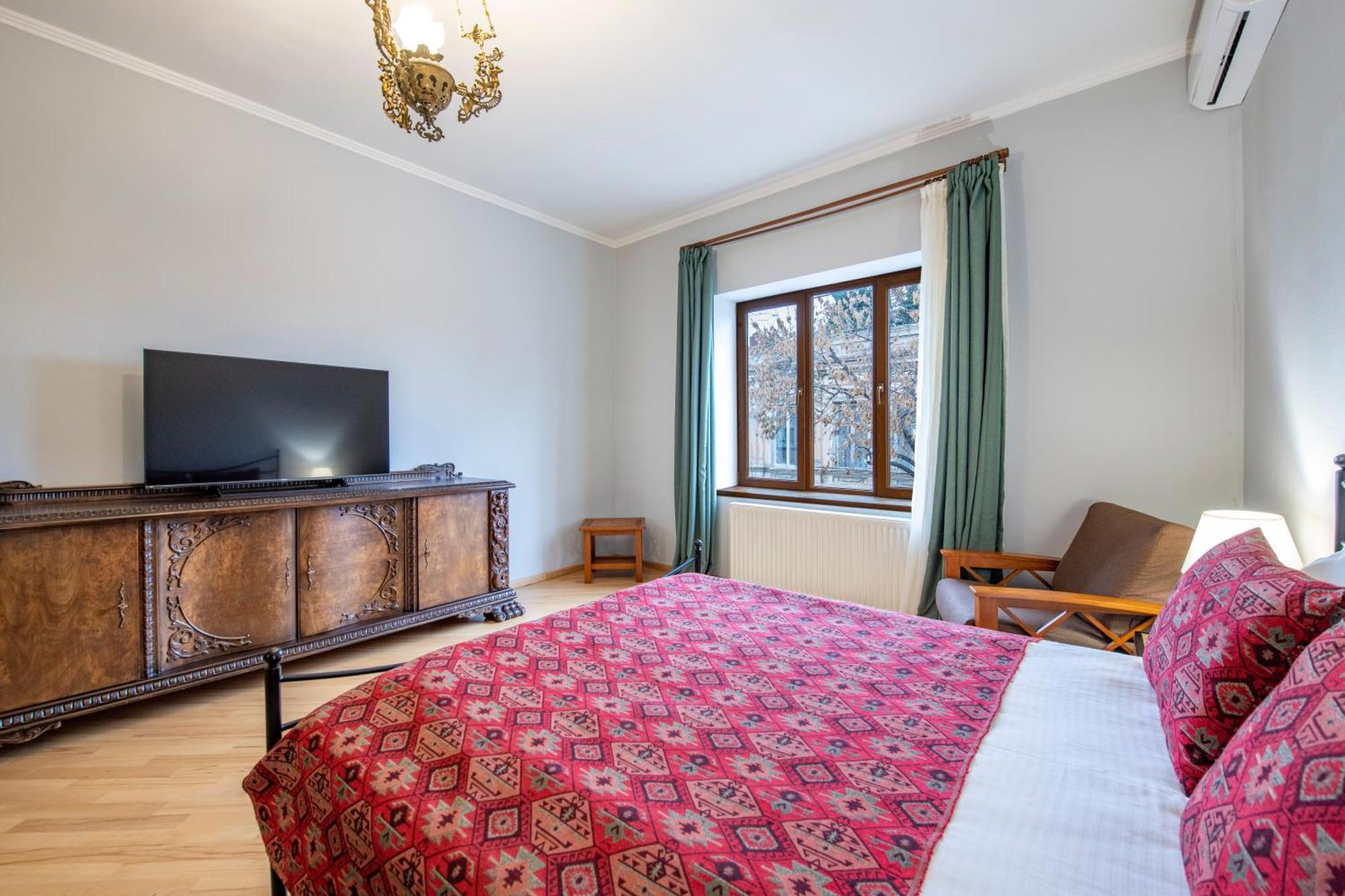 Your Home, Old Tbilisi Buitenkant foto